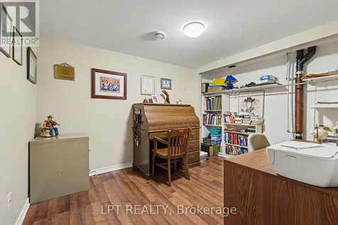 392 Bamburgh Way Ottawa ON K2J 6A6