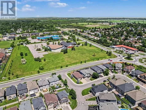 392 Bamburgh Way Ottawa ON K2J 6A6