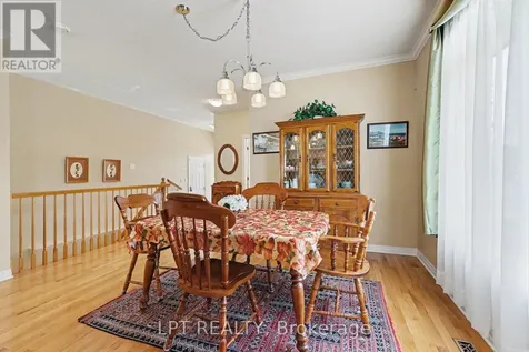 392 Bamburgh Way Ottawa ON K2J 6A6