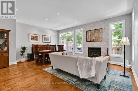 331 Duncairn Avenue Ottawa ON K1Z 7H1