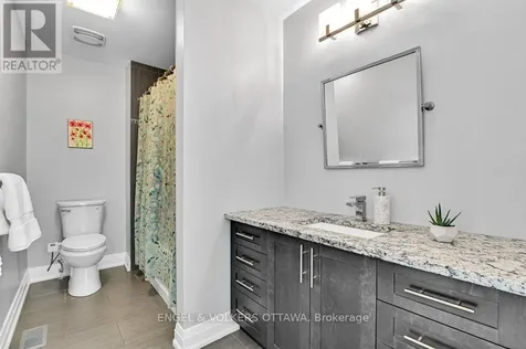 331 Duncairn Avenue Ottawa ON K1Z 7H1