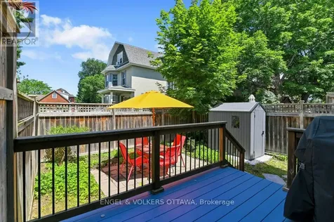 331 Duncairn Avenue Ottawa ON K1Z 7H1