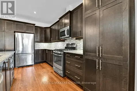 331 Duncairn Avenue Ottawa ON K1Z 7H1