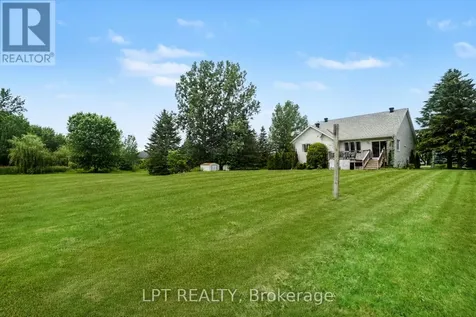 3898 Etienne Road Ottawa ON K0A 3E0