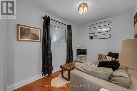 1099 Minnetonka Road Ottawa ON K2C 2T8