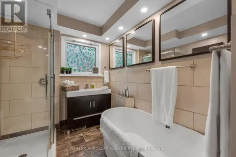 1099 Minnetonka Road Ottawa ON K2C 2T8
