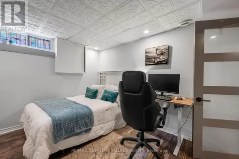 1099 Minnetonka Road Ottawa ON K2C 2T8