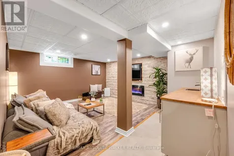 1099 Minnetonka Road Ottawa ON K2C 2T8