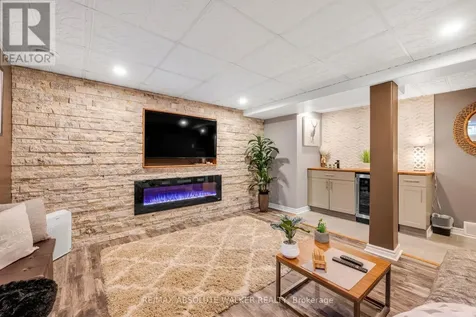1099 Minnetonka Road Ottawa ON K2C 2T8