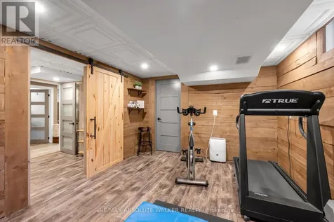 1099 Minnetonka Road Ottawa ON K2C 2T8