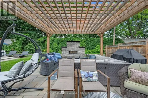 1099 Minnetonka Road Ottawa ON K2C 2T8