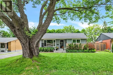 1099 Minnetonka Road Ottawa ON K2C 2T8