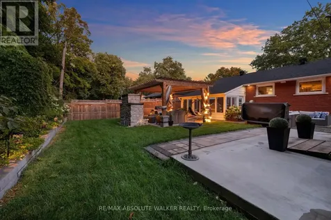 1099 Minnetonka Road Ottawa ON K2C 2T8
