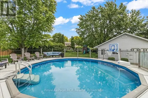 235 4th Street Crescent Hanover ON N4N 3S2