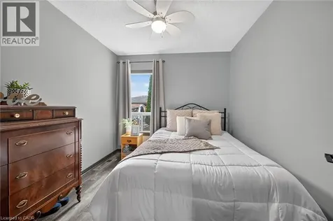 184 London Street North Hamilton ON L8H 4C2