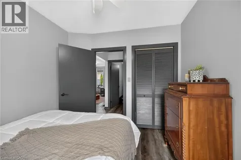 184 London Street North Hamilton ON L8H 4C2