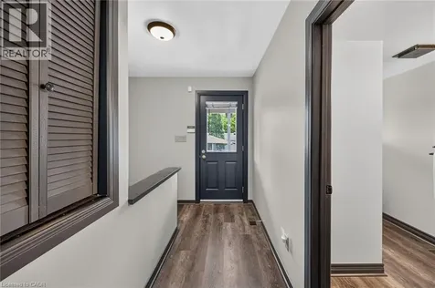 184 London Street North Hamilton ON L8H 4C2