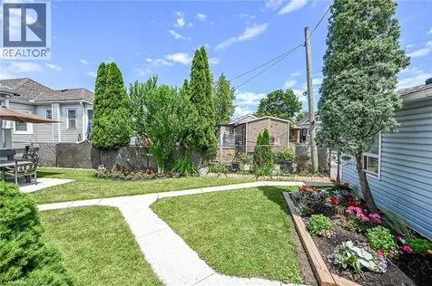 184 London Street North Hamilton ON L8H 4C2