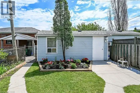 184 London Street North Hamilton ON L8H 4C2