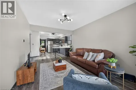 184 London Street North Hamilton ON L8H 4C2