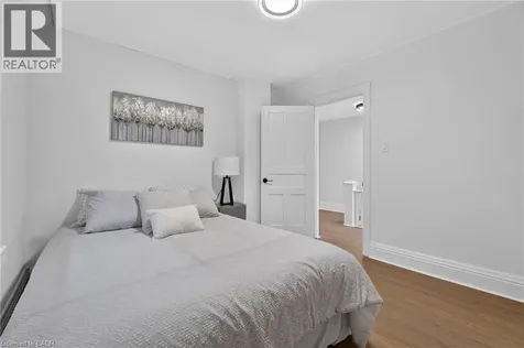 39 Beechwood Avenue Hamilton ON L8L 2S5