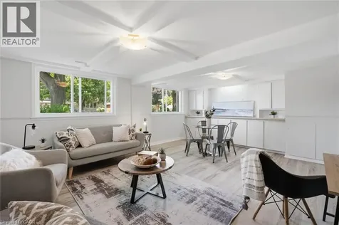 19 Taylor Avenue Cambridge ON N1R 5M1