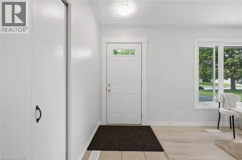 19 Taylor Avenue Cambridge ON N1R 5M1