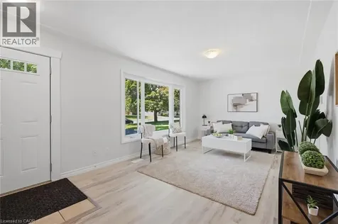 19 Taylor Avenue Cambridge ON N1R 5M1