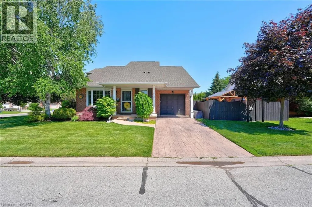 5137 Hawthorn Drive Lincoln ON L3J 0J6