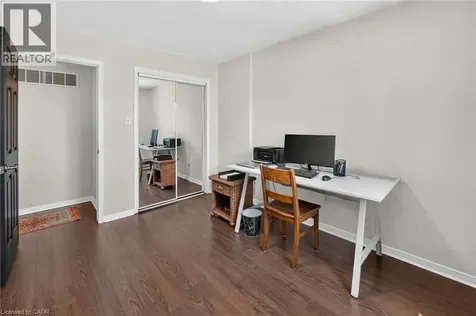 5137 Hawthorn Drive Lincoln ON L3J 0J6