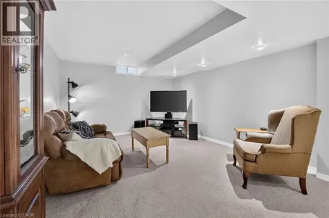 5137 Hawthorn Drive Lincoln ON L3J 0J6