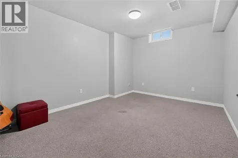5137 Hawthorn Drive Lincoln ON L3J 0J6