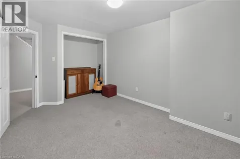5137 Hawthorn Drive Lincoln ON L3J 0J6