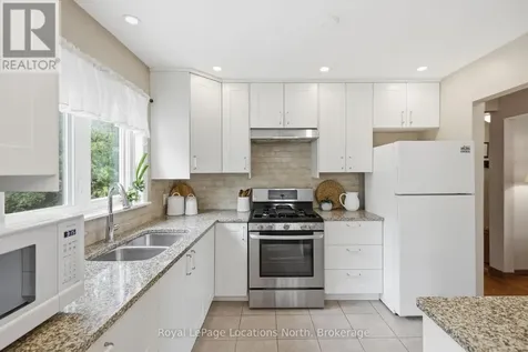 27 York Street Collingwood ON L9Y 3Z1
