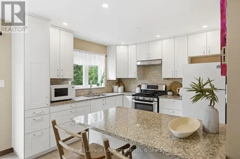 27 York Street Collingwood ON L9Y 3Z1