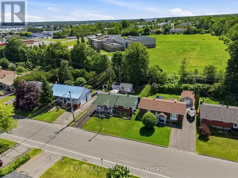 775 Edmond Street Hawkesbury ON K6A 2Y6