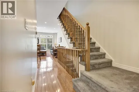 120 Beddoe Drive Hamilton ON L8P 4Z4