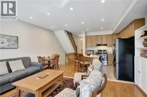 120 Beddoe Drive Hamilton ON L8P 4Z4