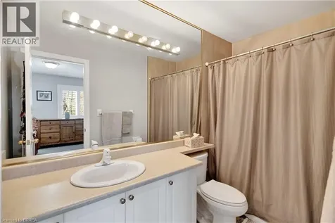 120 Beddoe Drive Hamilton ON L8P 4Z4