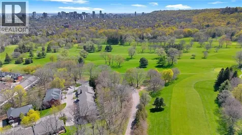 120 Beddoe Drive Hamilton ON L8P 4Z4