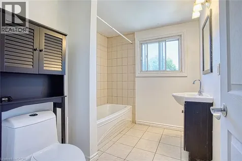 75 Berkindale Drive Hamilton ON L8E 3L3