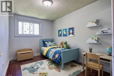 75 Berkindale Drive Hamilton ON L8E 3L3