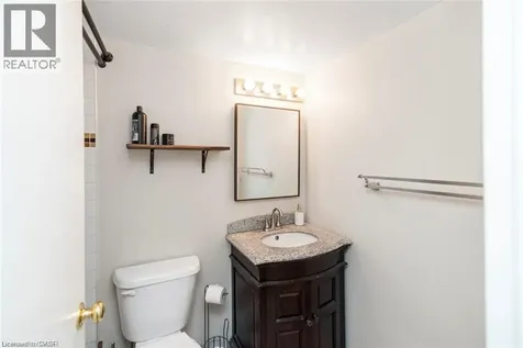 15 Albright Road Hamilton ON L8K 5J2