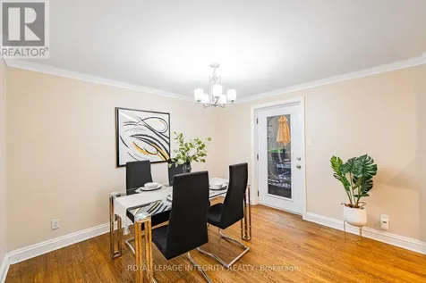 222 Russell Avenue Ottawa ON K1N 7X5