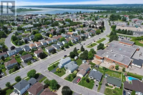 1795 Patricia Street Clarence-rockland ON K4K 1T4