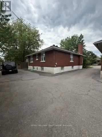 98 Donald Street Ottawa ON K1K 1N2