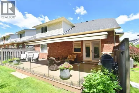 27 Landscapes Trail Ancaster ON L9K 0A1