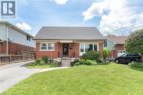 43 Wyngate Avenue Stoney Creek ON L8G 1T3