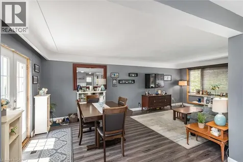43 Wyngate Avenue Stoney Creek ON L8G 1T3