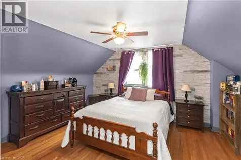 43 Wyngate Avenue Stoney Creek ON L8G 1T3